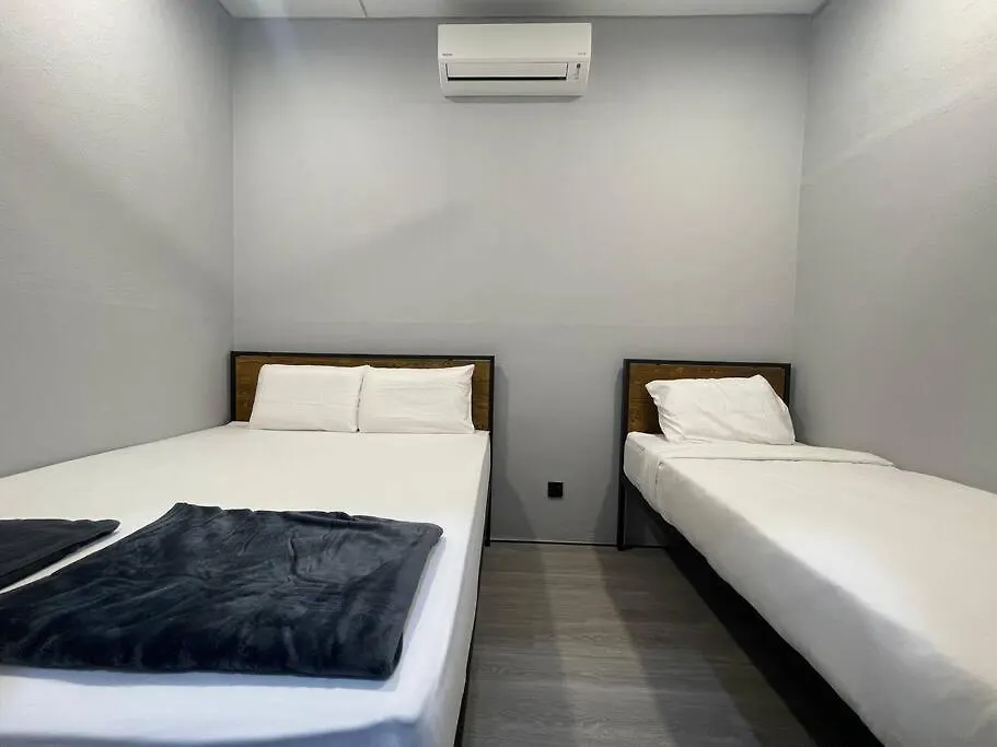 בית נופש ג'ורג' טאון *New* 13Pax Below W Ktv/Pooltable/Kidspool Near Jelutong, Batu Lanchang מלזיה