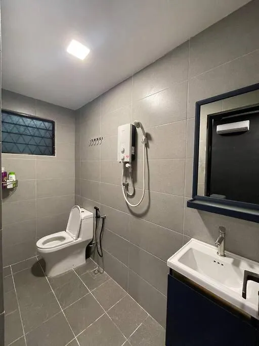 ג'ורג' טאון *New* 13Pax Below W Ktv/Pooltable/Kidspool Near Jelutong, Batu Lanchang מלזיה